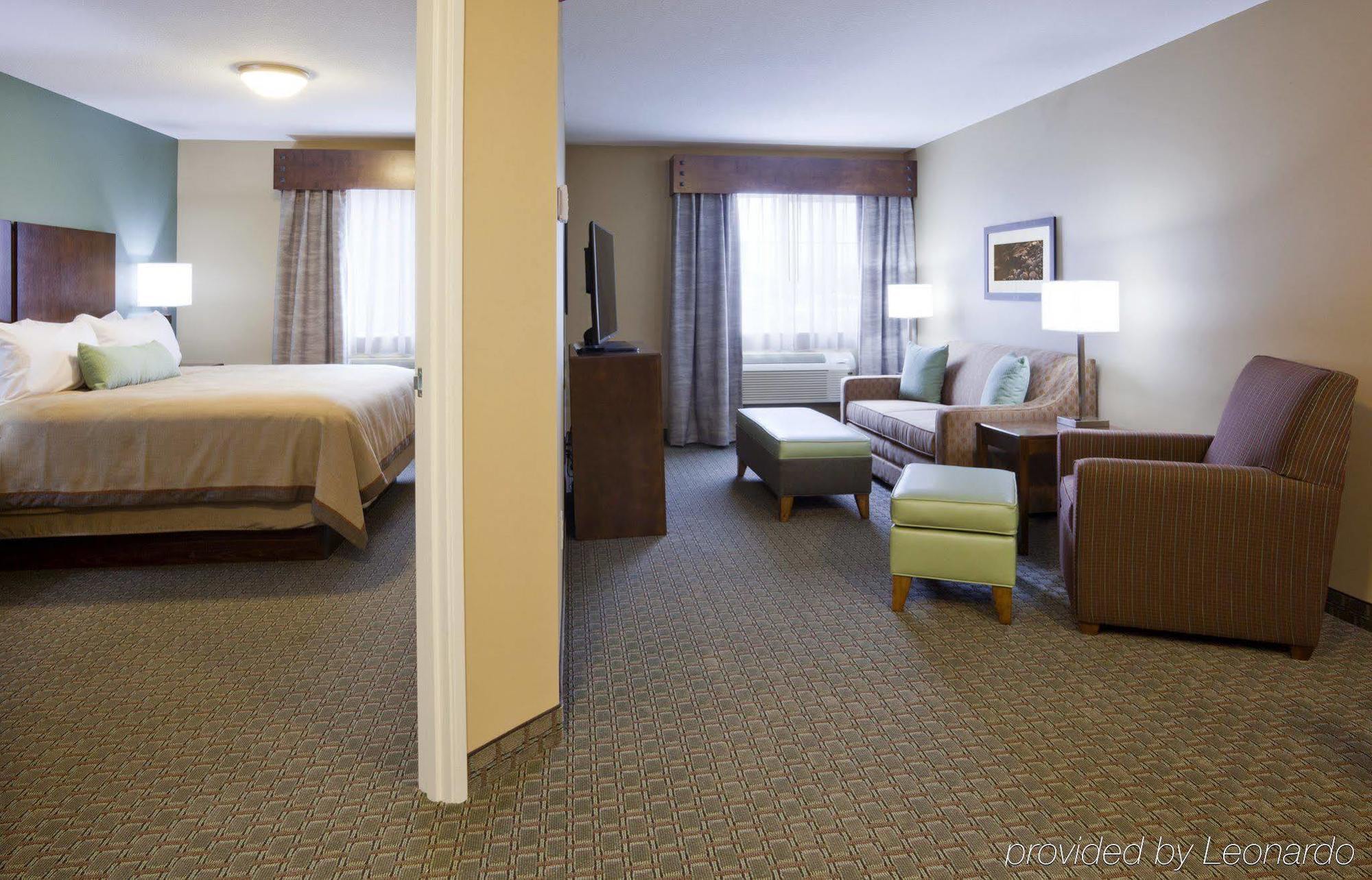 Grandstay Hotel & Suites Delano 外观 照片